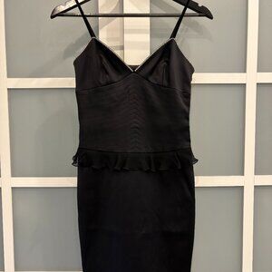 Laundry by Shelli Segal  little black dress